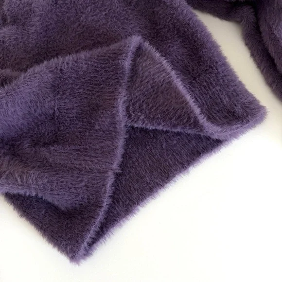 Aritzia Sunday Best Kitten V-neck Sweater - Picture 7 of 9